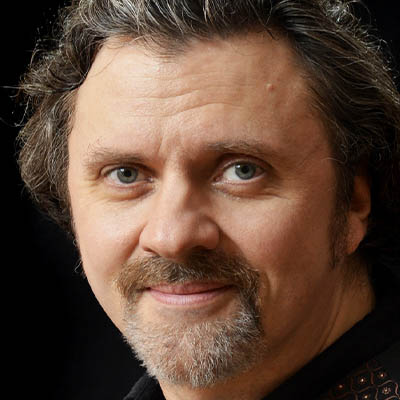 Николай Лазарев