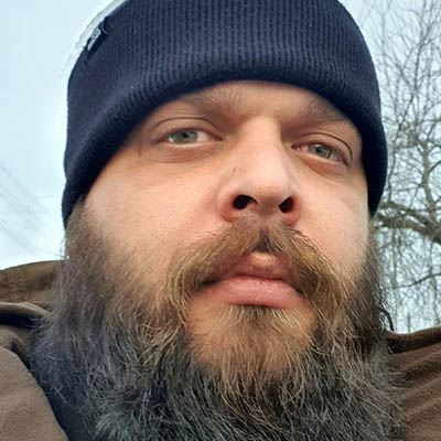 Артём Выживалово