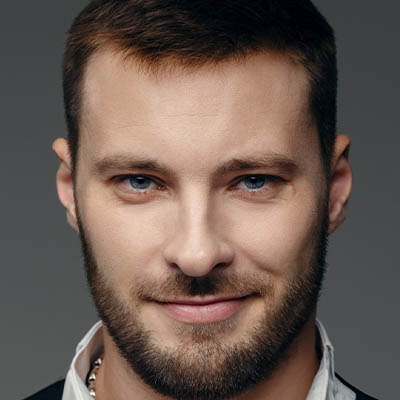 Александр Ломов