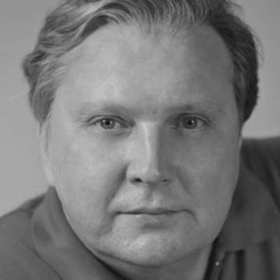 Виталий Петров